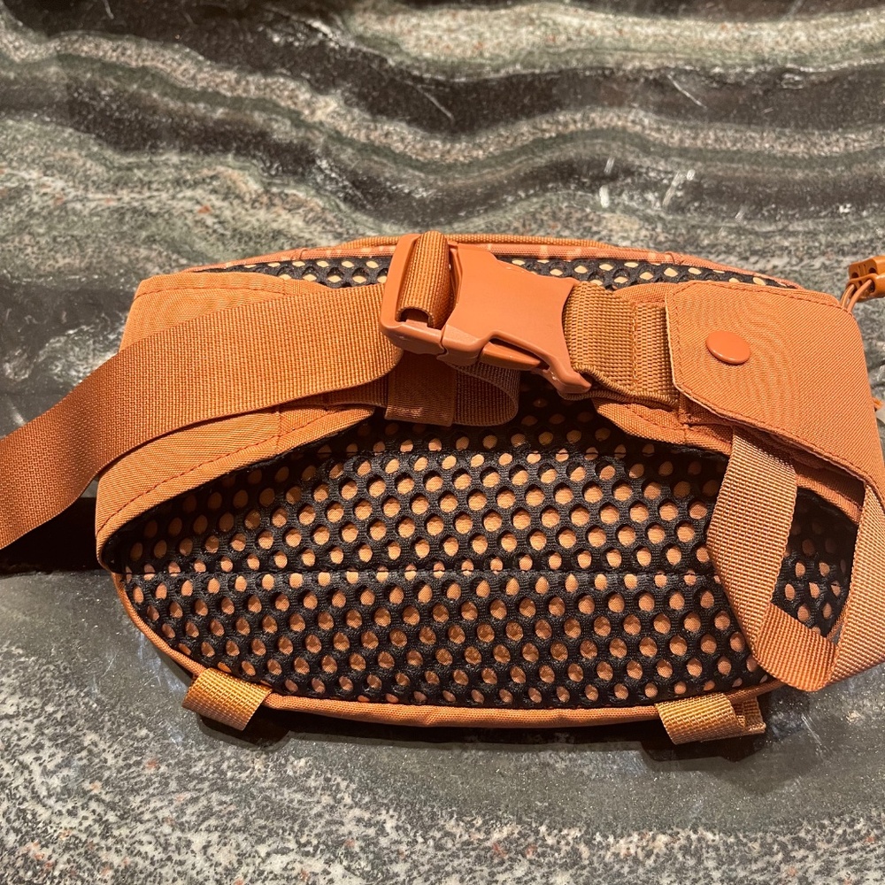 Dakine - Fanny Pack/Belt Bag - Hot Laps 1L - Picture 4 of 8